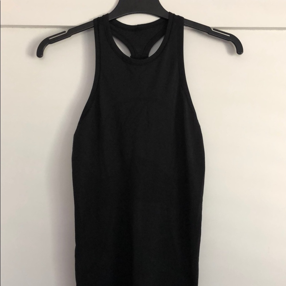 Lululemon swiftly tech with elastic strap